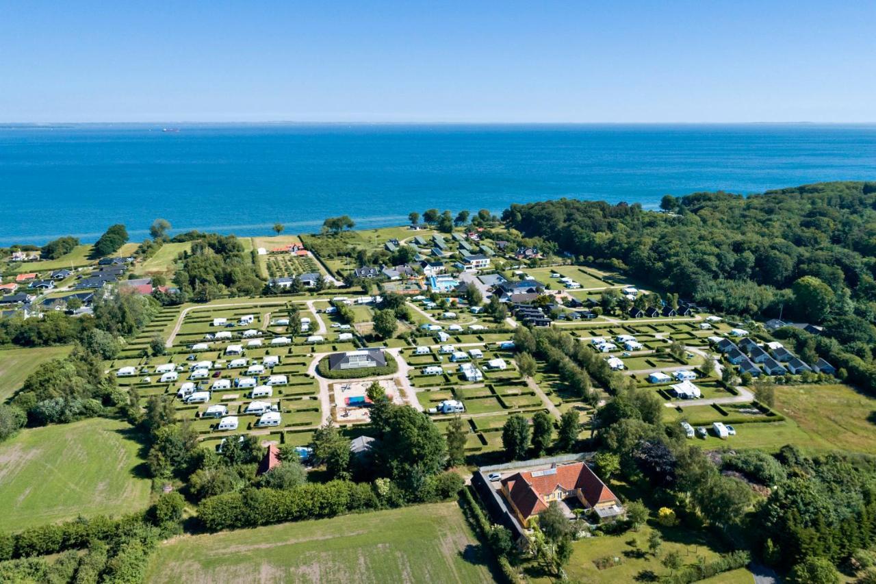 First Camp Skovlund Camping & Cottages Baring ภายนอก รูปภาพ